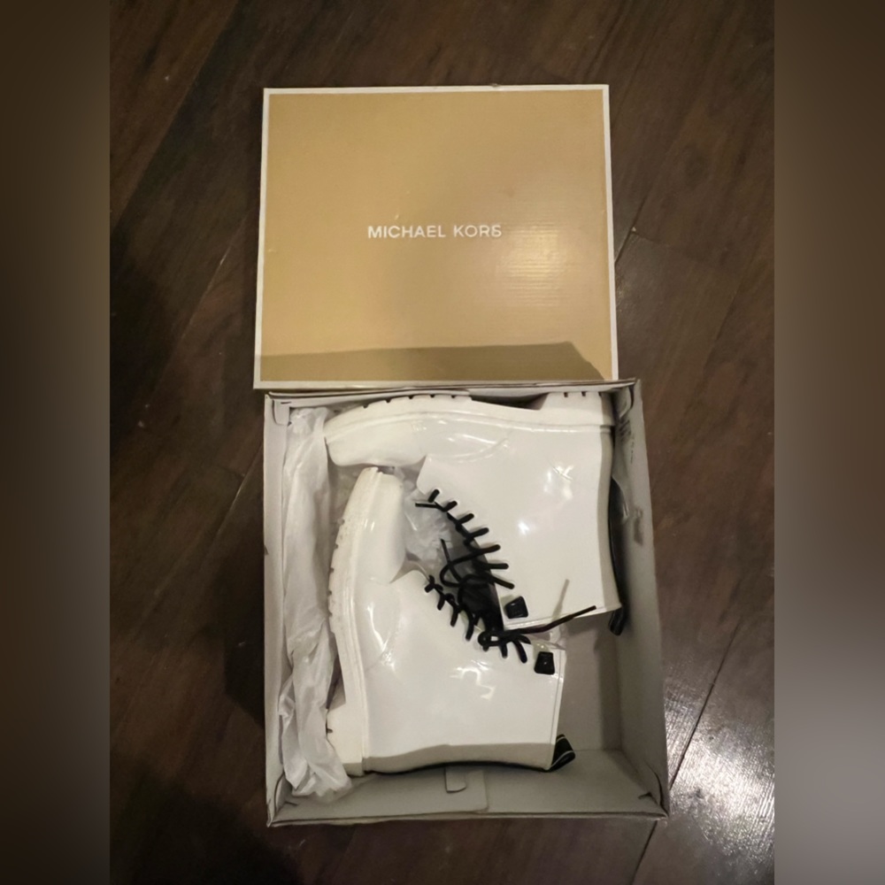 Michael Kors Rain Boots Color White